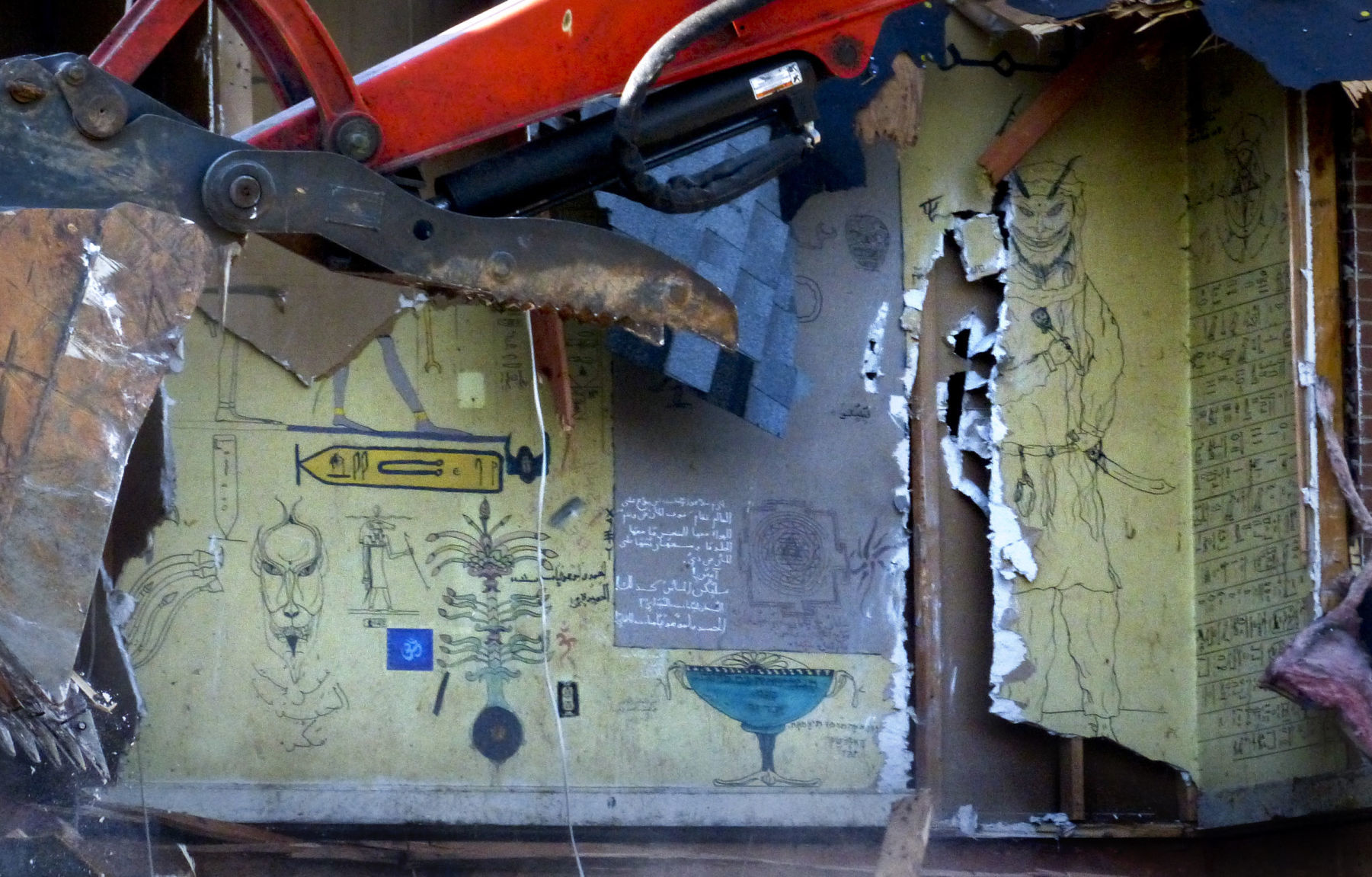 Pazuzu Algarad house